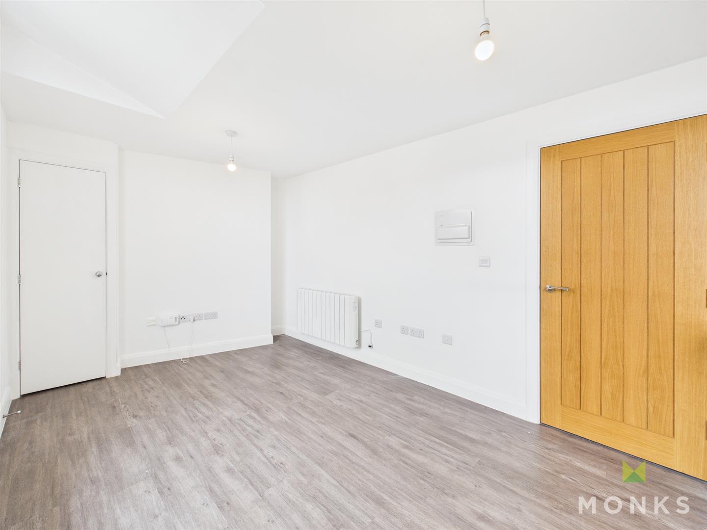 Apartment 3 5-9 Cross Street, Oswestry, SY11 2NF To Let